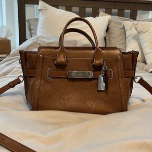 Coach Swagger 27 Satchel in brown pebble leather
